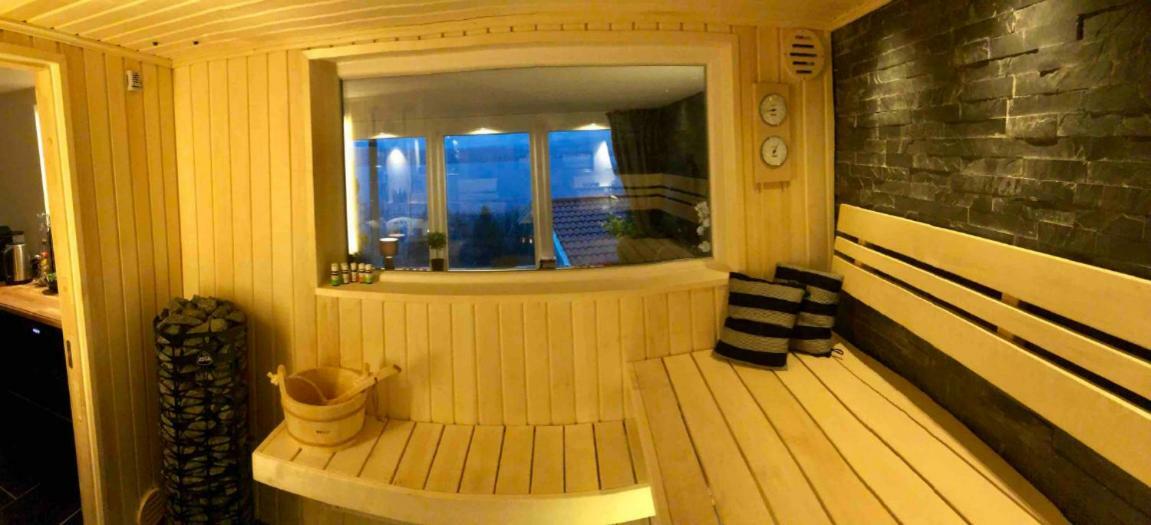 Lovely Studio Apartment Seaview & Private Sauna Lerum Extérieur photo
